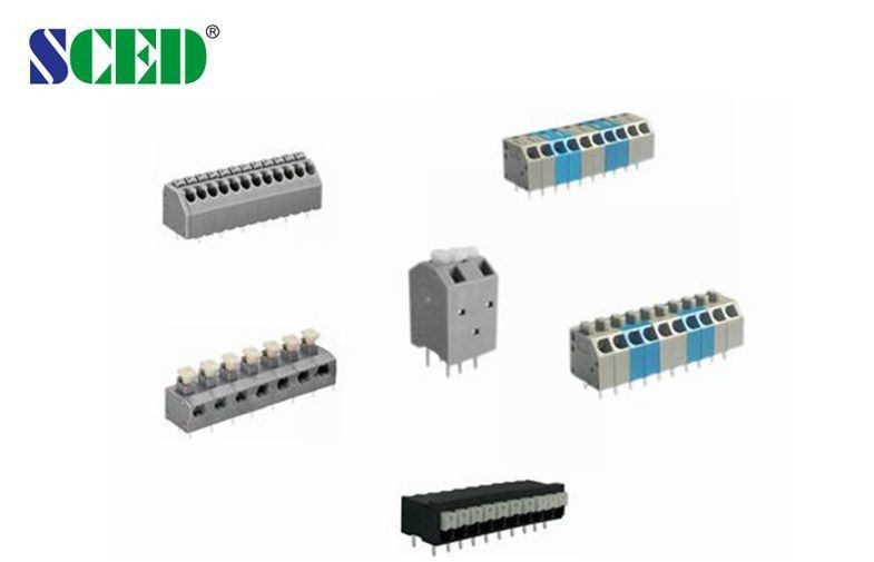 Ottone di plastica dei blocchetti 300V 10A PA66 del terminale filo del passo 3.5mm
